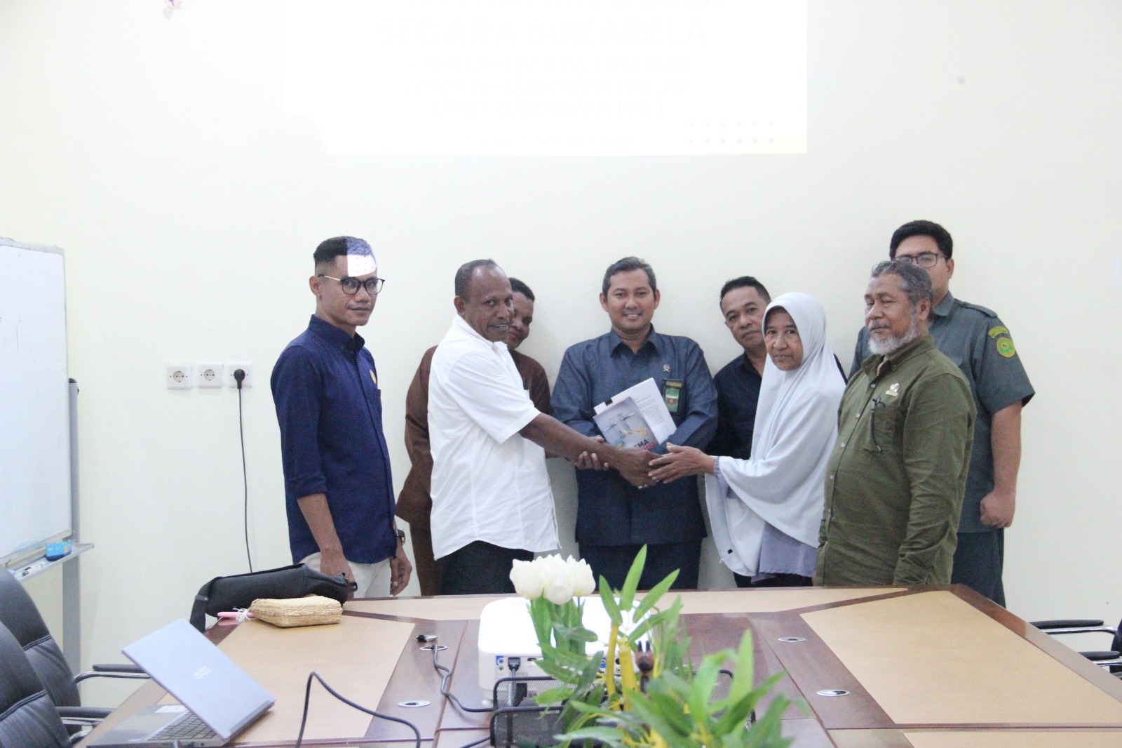 Aanmaning Berujung Damai, PN Fakfak Fasilitasi Penyerahan Sukarela Objek Sengketa