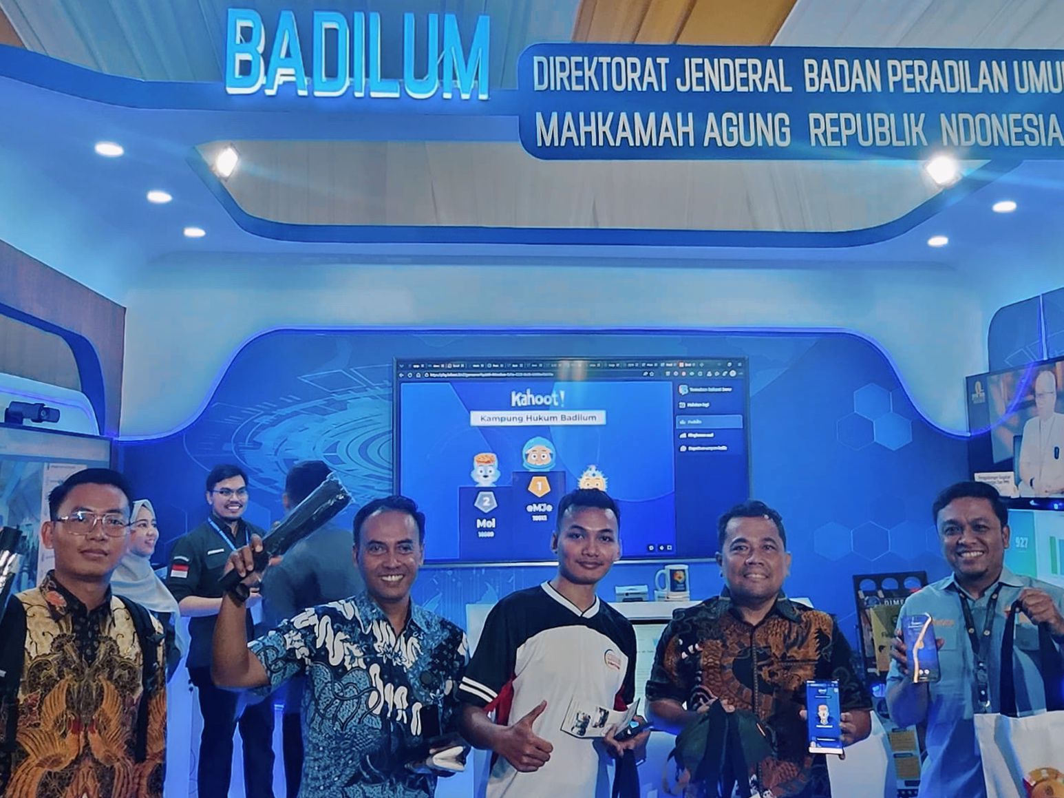 Antusiasme Pengunjung Warnai Kuis Kahoot di Booth Badilum