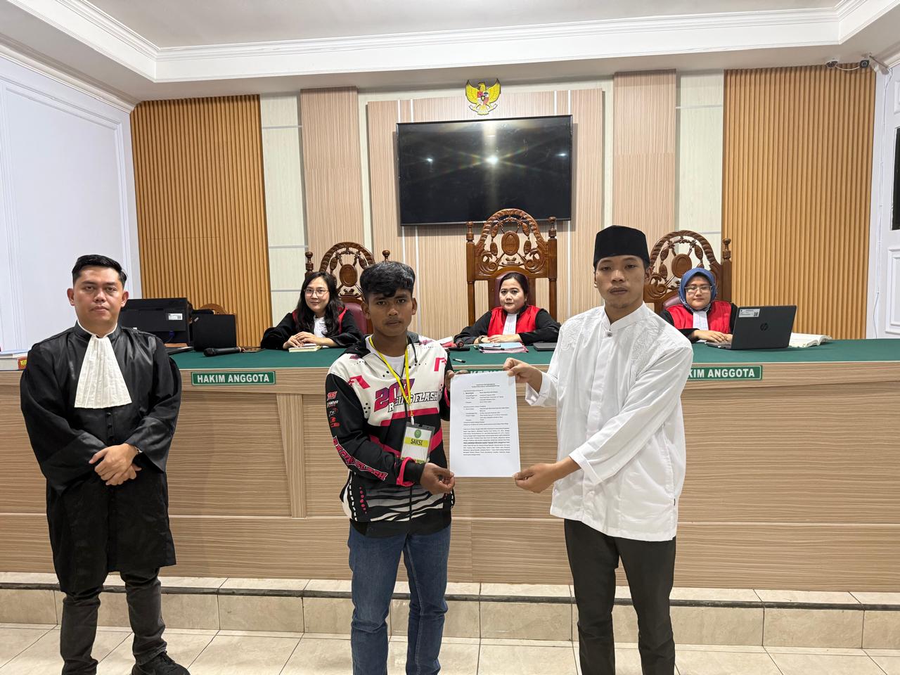 Berakhir Damai, PN Arga Makmur Bengkulu Hukum Penadah HP Curian 4 Bulan Penjara