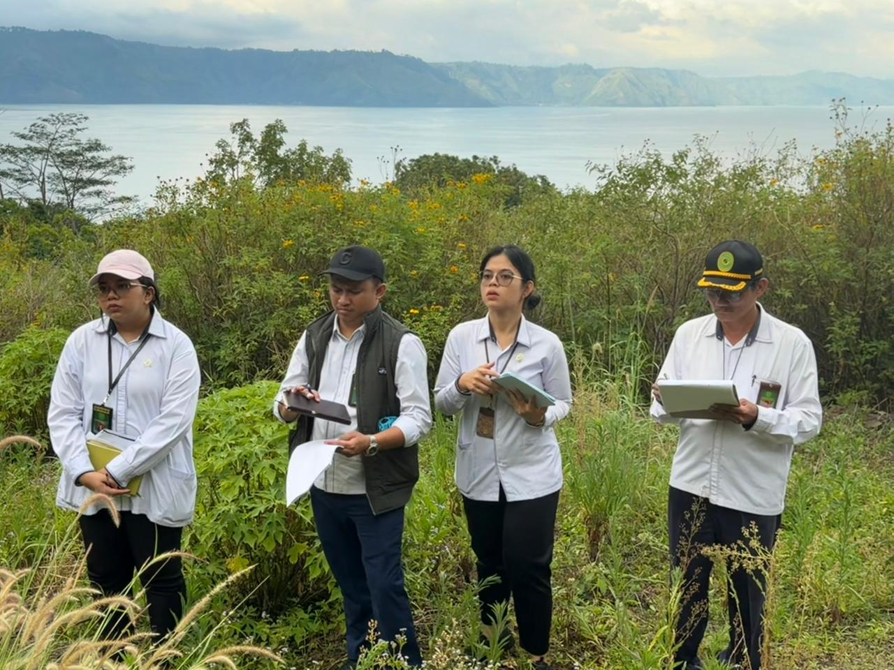 Dari Lereng Bukit hingga Tepian Danau Toba, PN Sidikalang Gelar Pemeriksaan Setempat