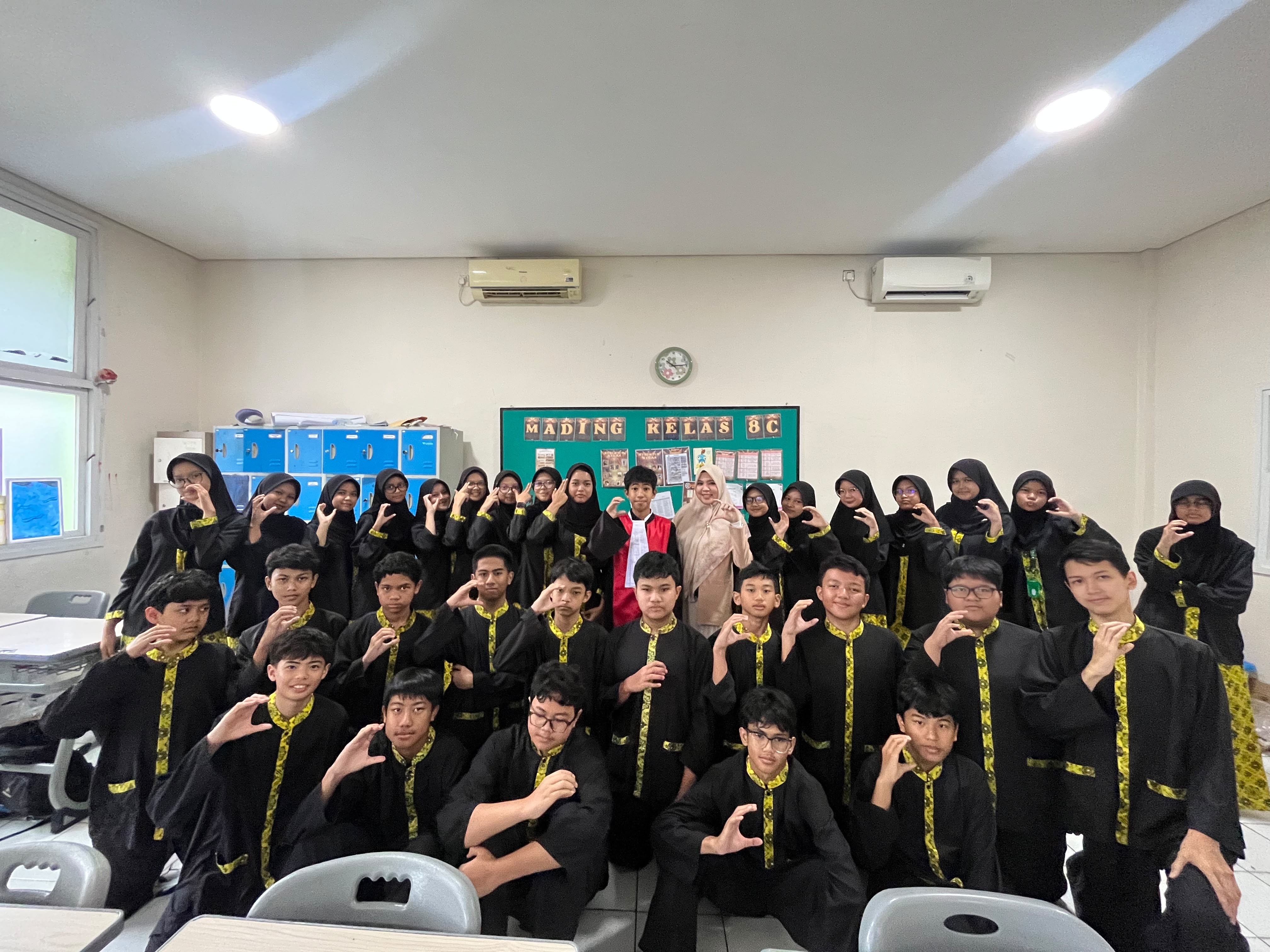 Dari Ruang Sidang ke Ruang Kelas, Hakim PN Bale Bandung Ajak Siswa Berani Berkata Benar