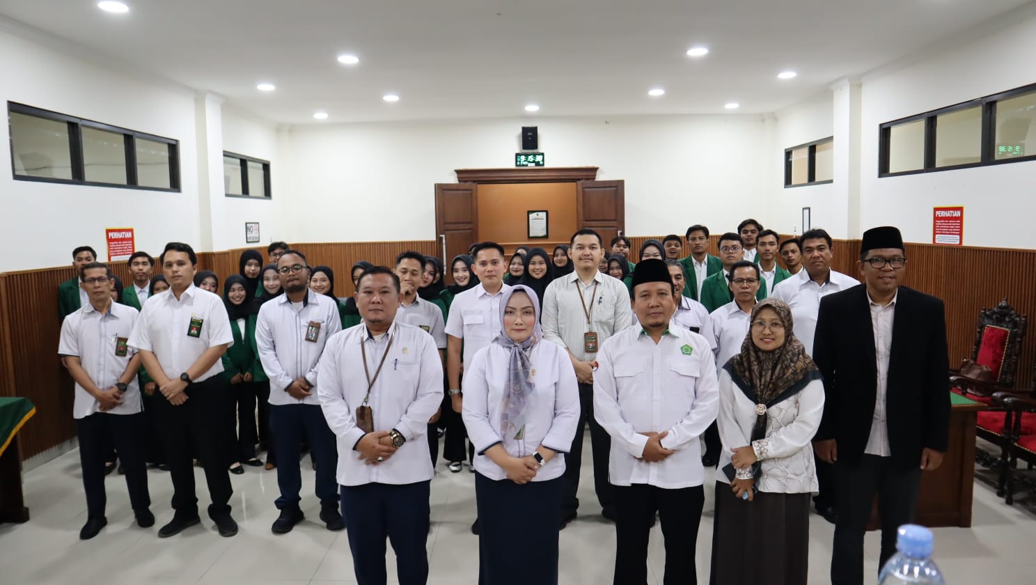 Dari Teori ke Ruang Sidang, Mahasiswa UIN SATU Jalani PPL di PN Trenggalek