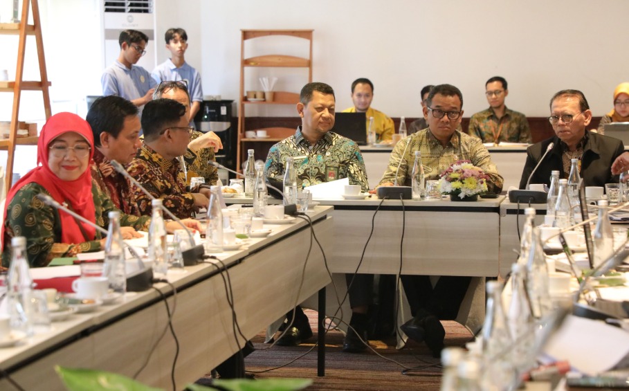 Dirjen Badilum Hadiri Rapat Pleno Kamar Mahkamah Agung RI Tahun 2025