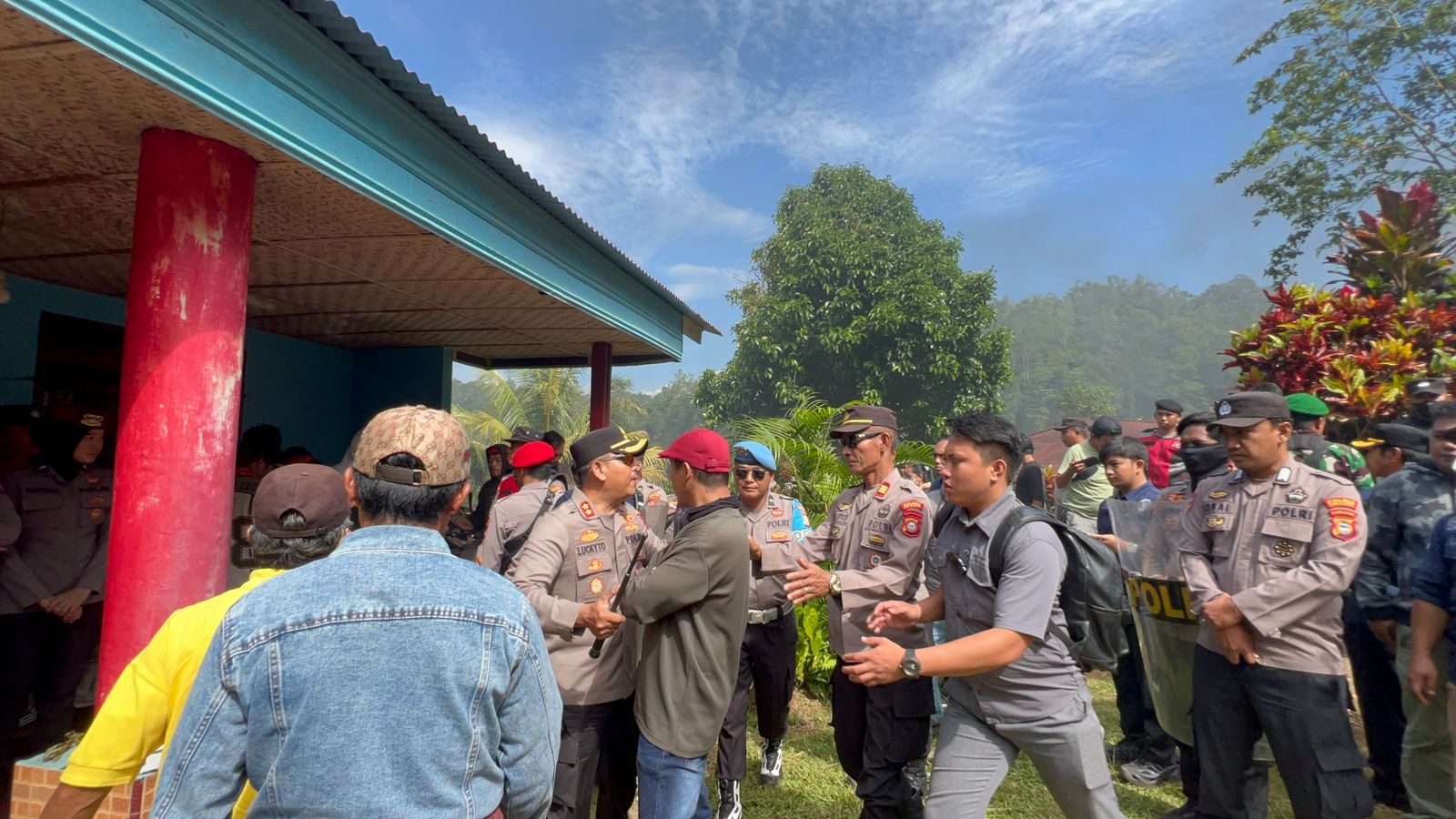 Diwarnai Adu Dorong, PN Makale Sulsel Tuntaskan Eksekusi Tanah Tongkonan