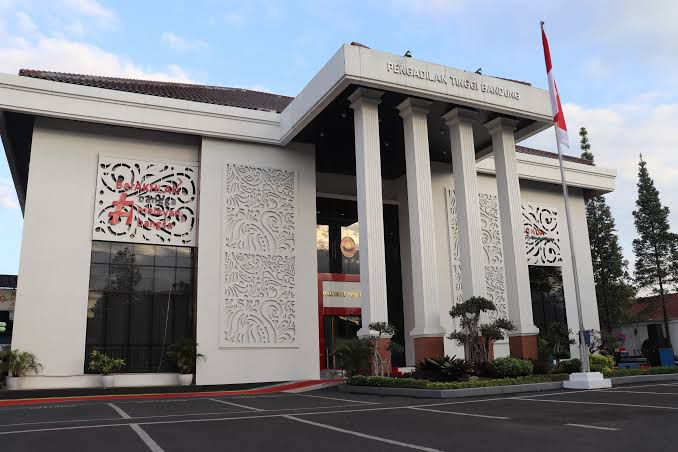 Dukung Prinsip Anti-SLAPP, PT Bandung Kuatkan Perlindungan Hukum 2 Profesor