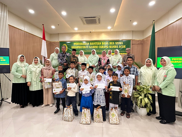 DYK Cabang Banda Aceh Bagikan Beasiswa kepada 24 Anak