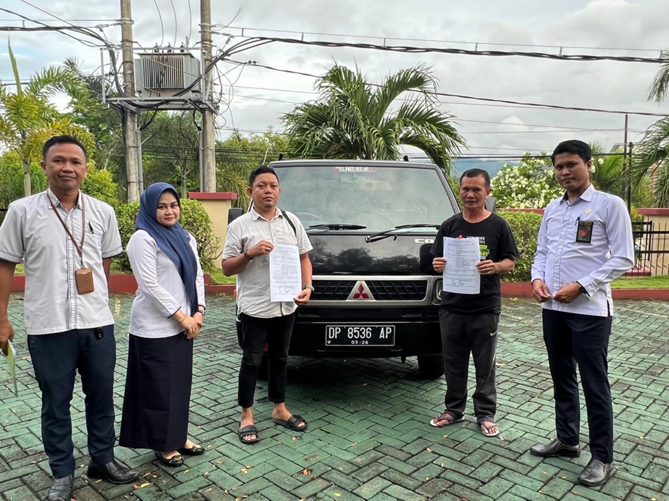 Eksekusi Mobil Pickup Tuntas Secara Sukarela di PN Parepare