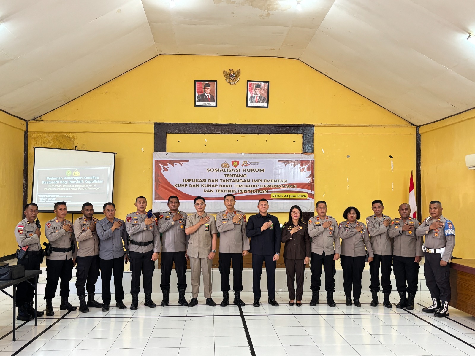 Hakim PN Serui Bekali Penyidik Polres Yapen Materi Restorative Justice