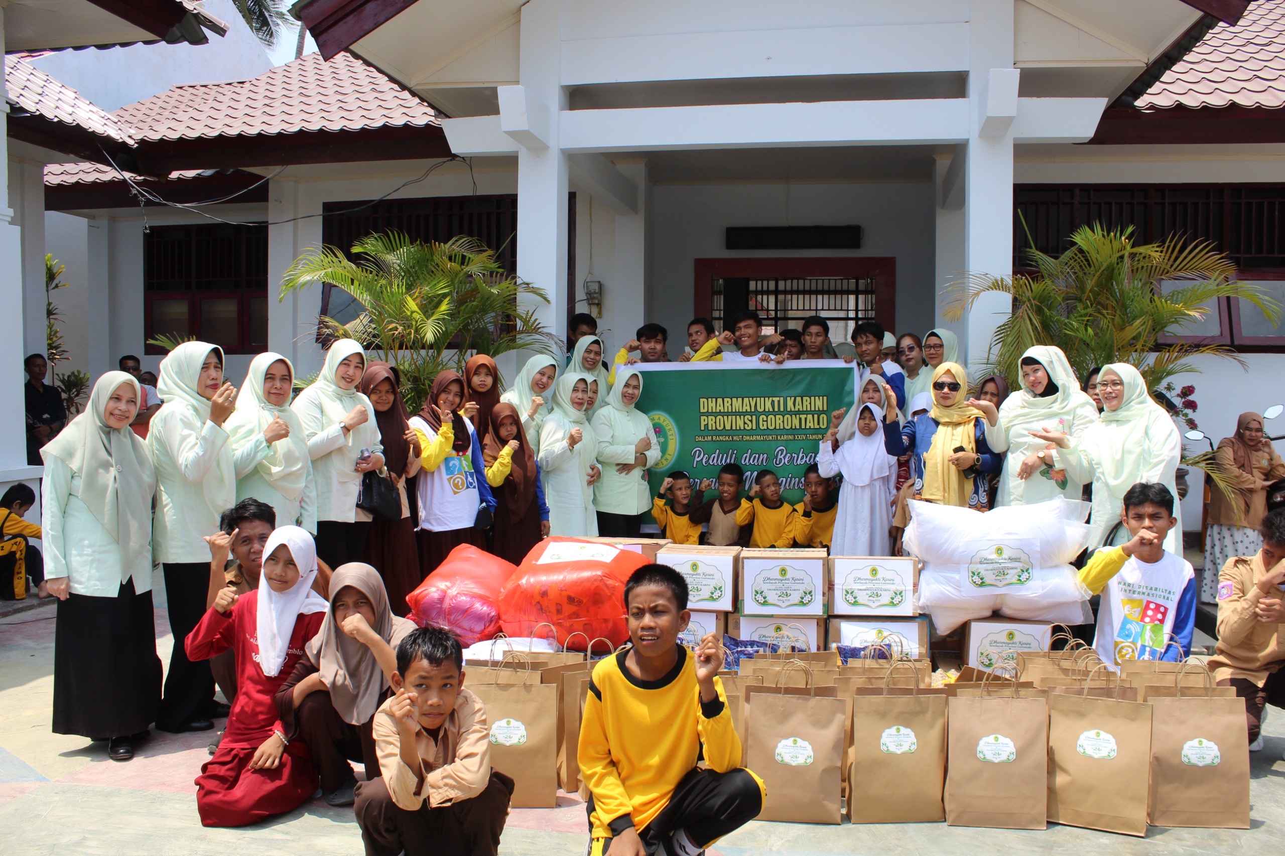 HUT ke-XXIV, Dharmayukti Karini Gorontalo Peduli Anak SLB