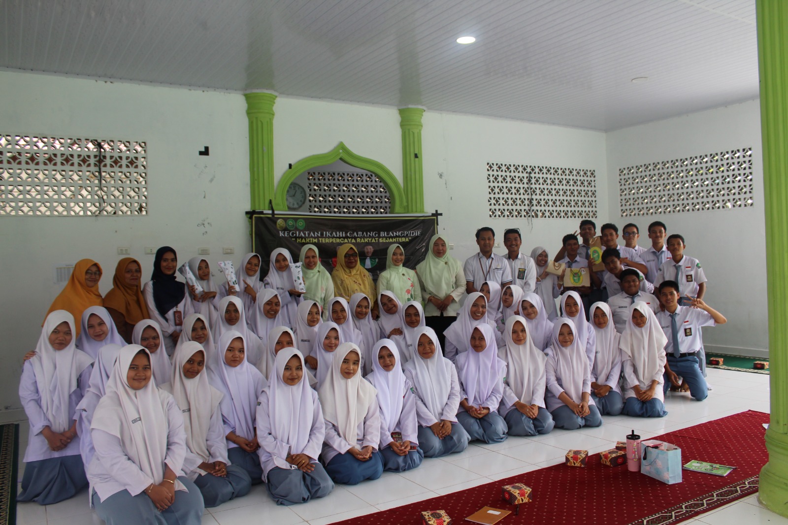 IKAHI & DYK Cab Blangpidie Goes to School, Bekali Siswa Materi Bijak Bermedsos