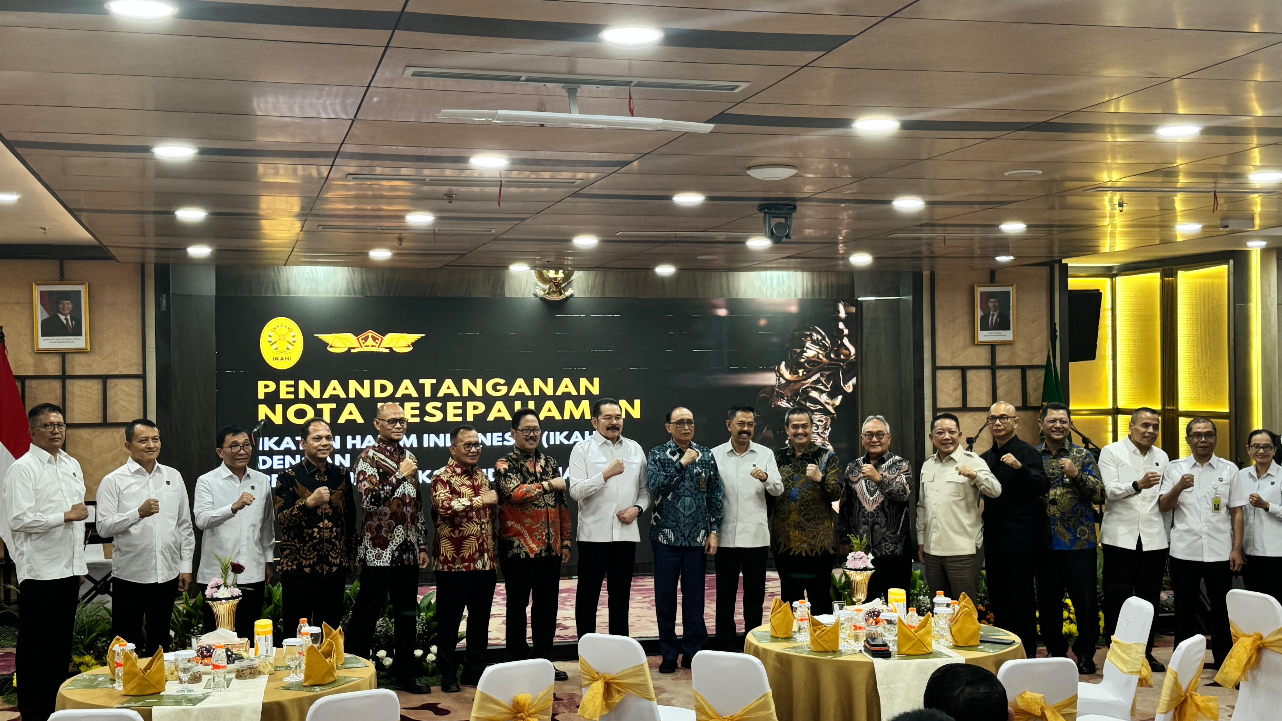 IKAHI - PERSAJA Teken MoU, Perkuat Sinergitas Penegakan Hukum
