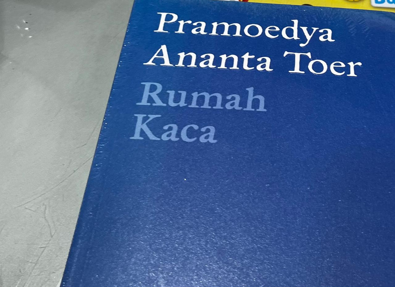 Cover buku Rumah Kaca dalam rangka satu abad Pramoedya Ananta Toer (dok.dandapala)