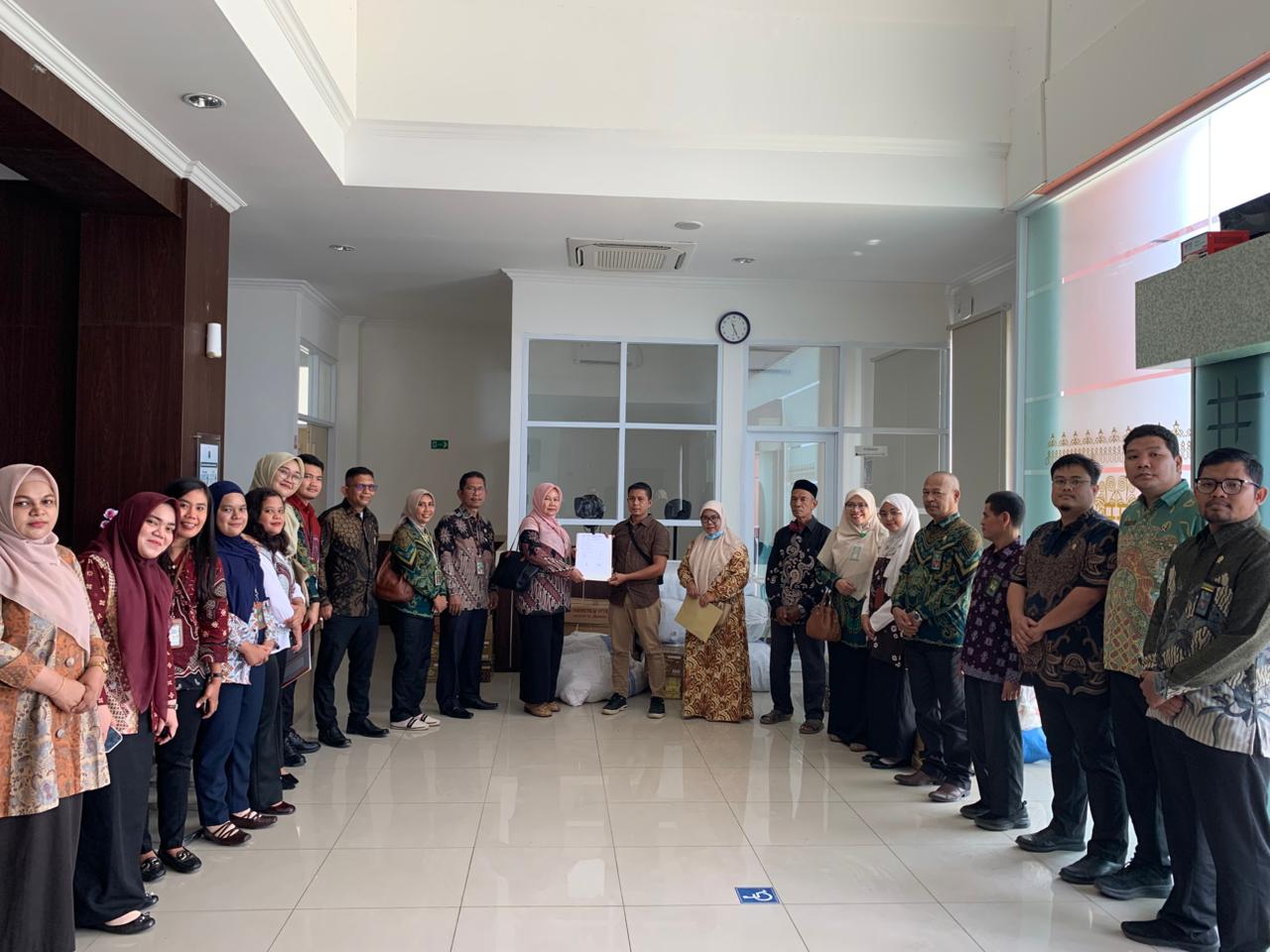 Jelang Ramadhan, PT Banda Aceh Salurkan Bantuan untuk Korban Banjir Pidie Jaya