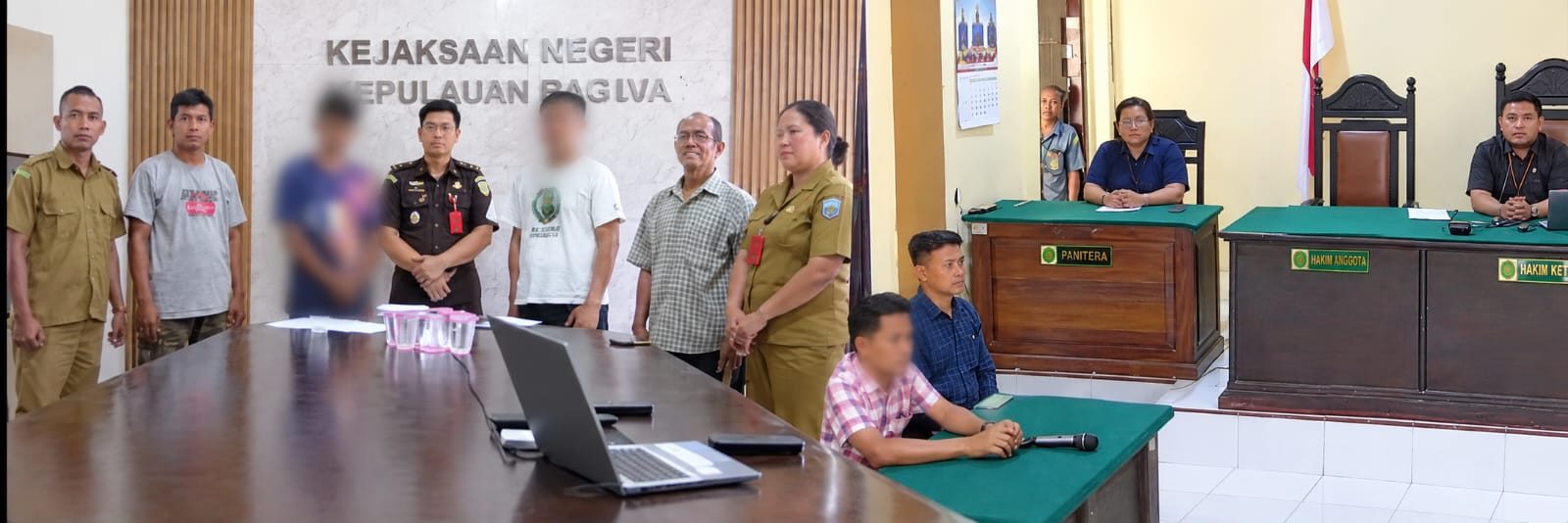 Kesepakatan Adat 1 Ekor Babi dan 5 Liter Sopi dalam Diversi Online di PN Saumlaki