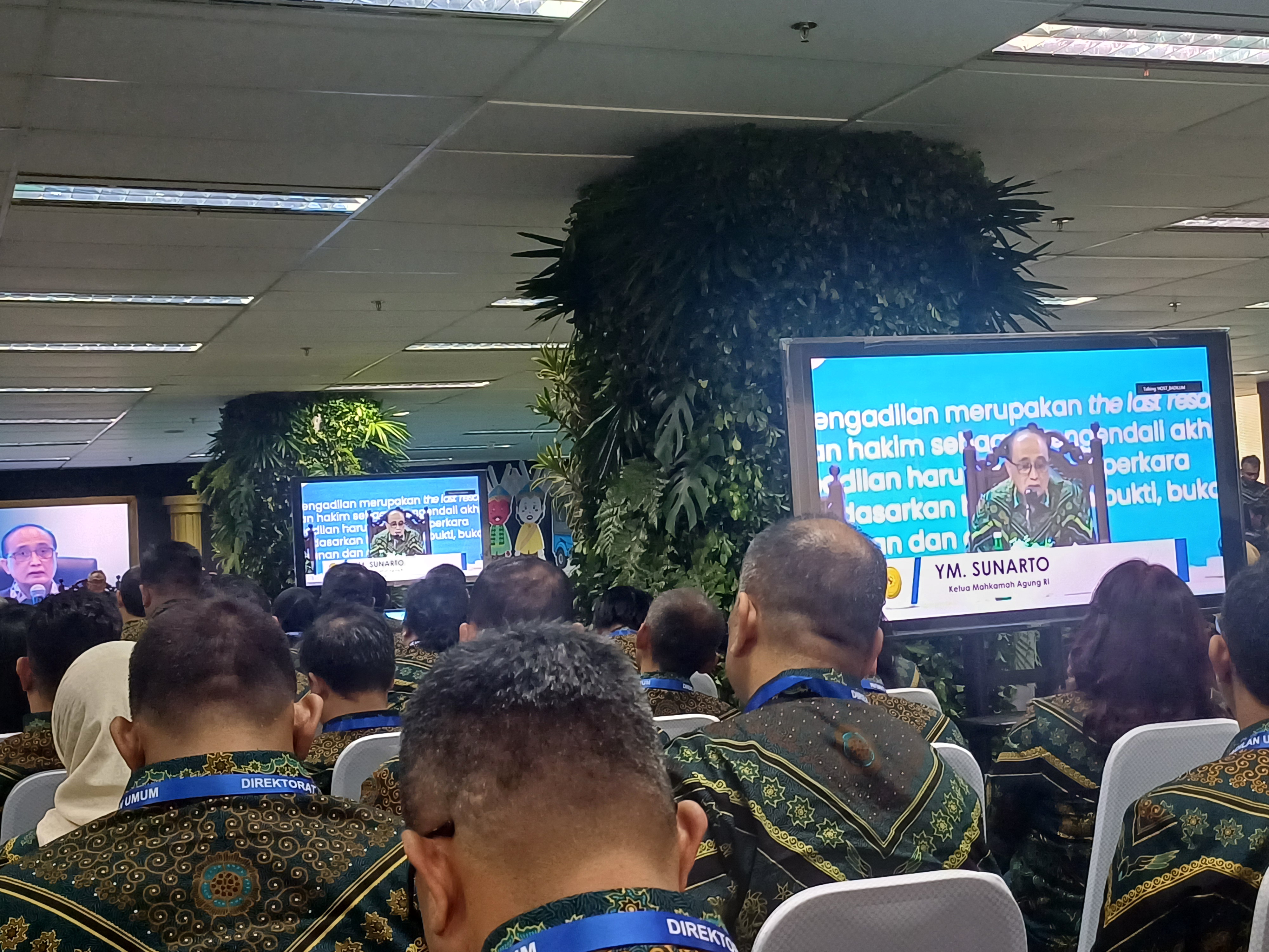 Ketua MA : Hakim Memastikan Keadilan Berdasar Bukti Hukum, Bukan Tekanan & Opini Publik