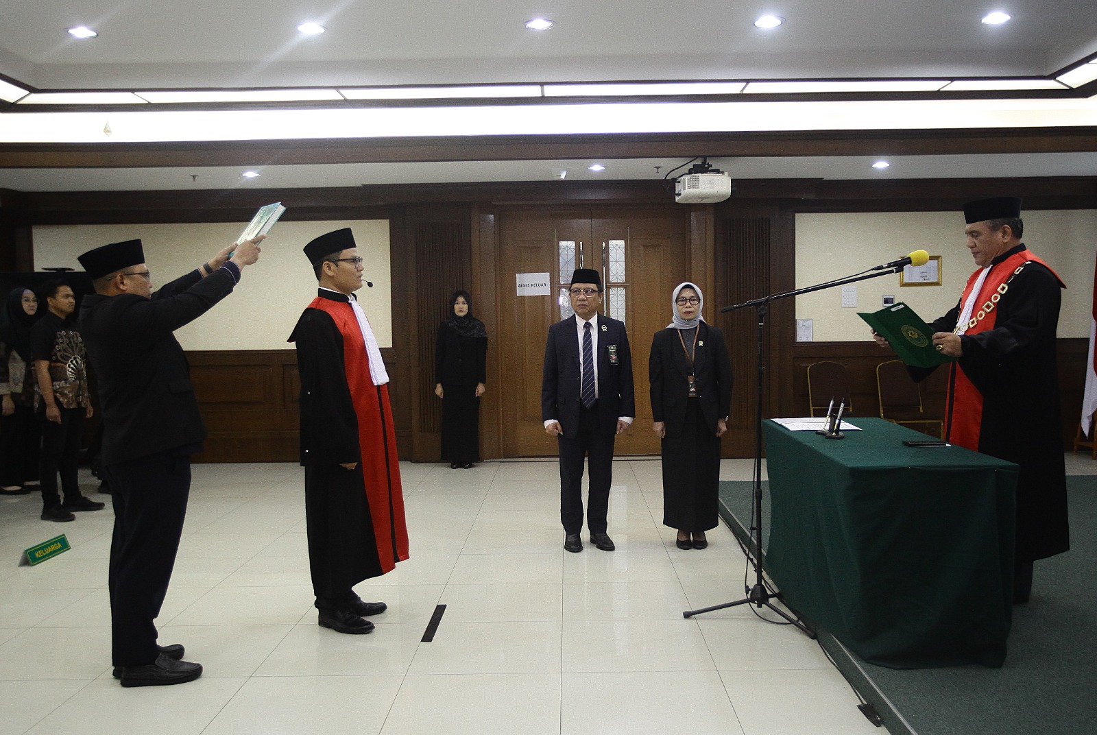 Ketua PN Jakpus Lantik Eks Wartawan Hukum Jadi Hakim Ad Hoc Tipikor