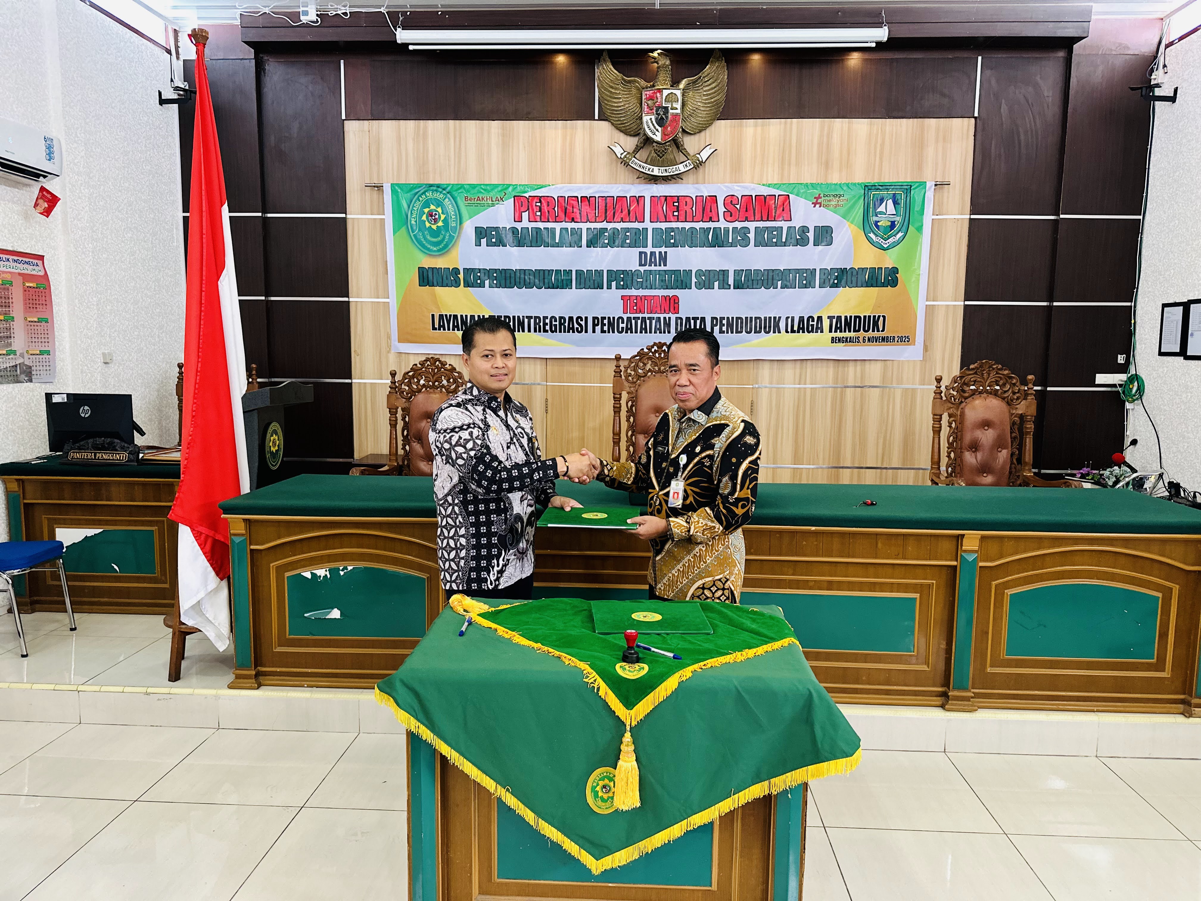 Laga Tanduk: Kerja Sama PN Bengkalis dan Disdukcapil untuk Tingkatkan Pelayanan