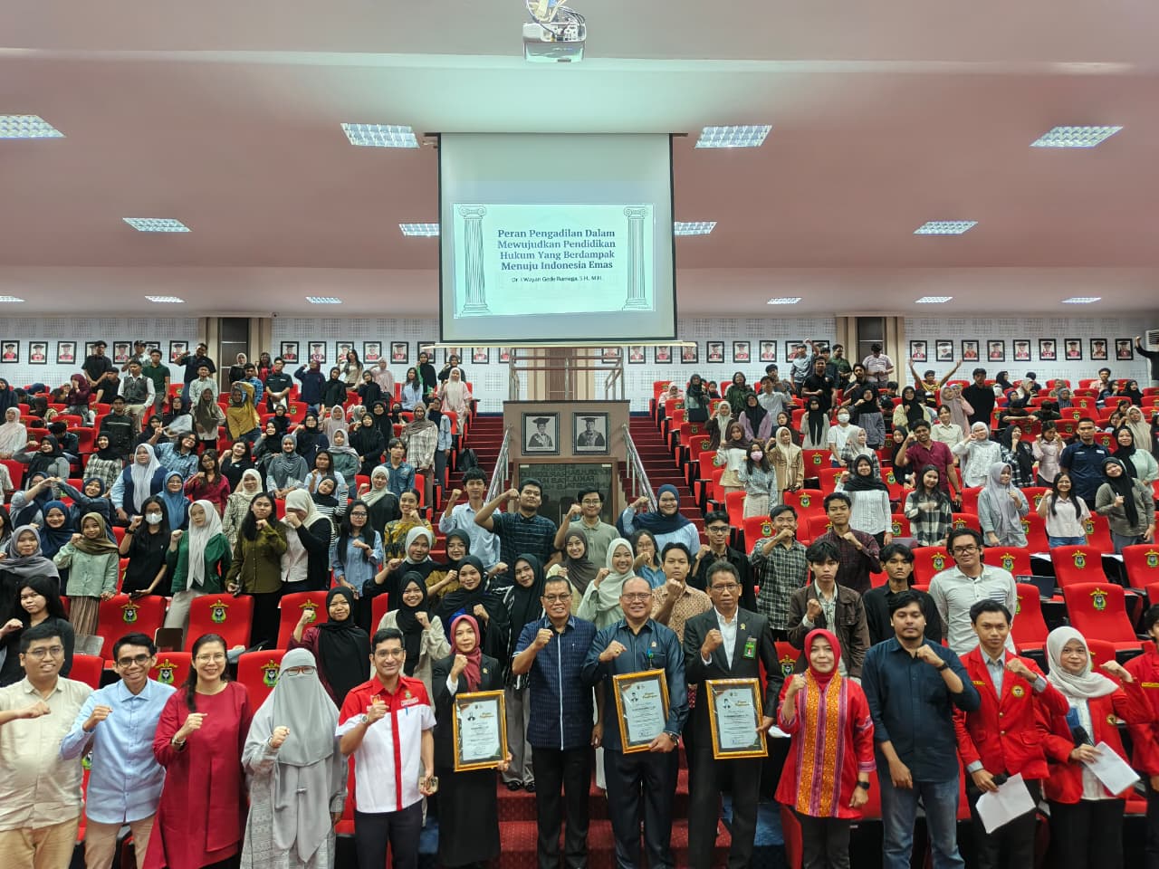 Menuju Indonesia Emas, PN Makassar Bangkitkan Semangat Mahasiswa di Universitas Hasanudin
