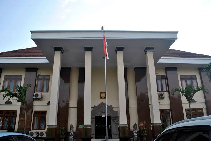 Modus Salak & Durian Berujung Penjara: Wanita di Jatim Tipu Penghuni Kost, Motor Raib