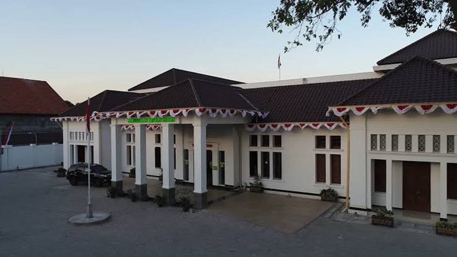 Mutilasi Pacarnya ke Koper Merah, Pembunuh Sadis Divonis Penjara Seumur Hidup