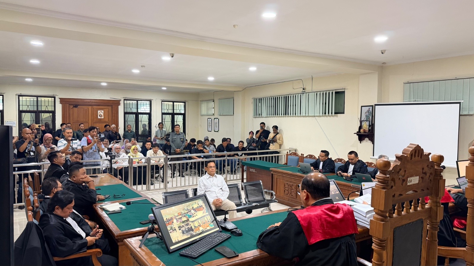 Pembacaan Putusan Berlangsung 5 Jam Lebih, Sudewo Akhirnya Divonis Penjara 8 Tahun 6 Bulan