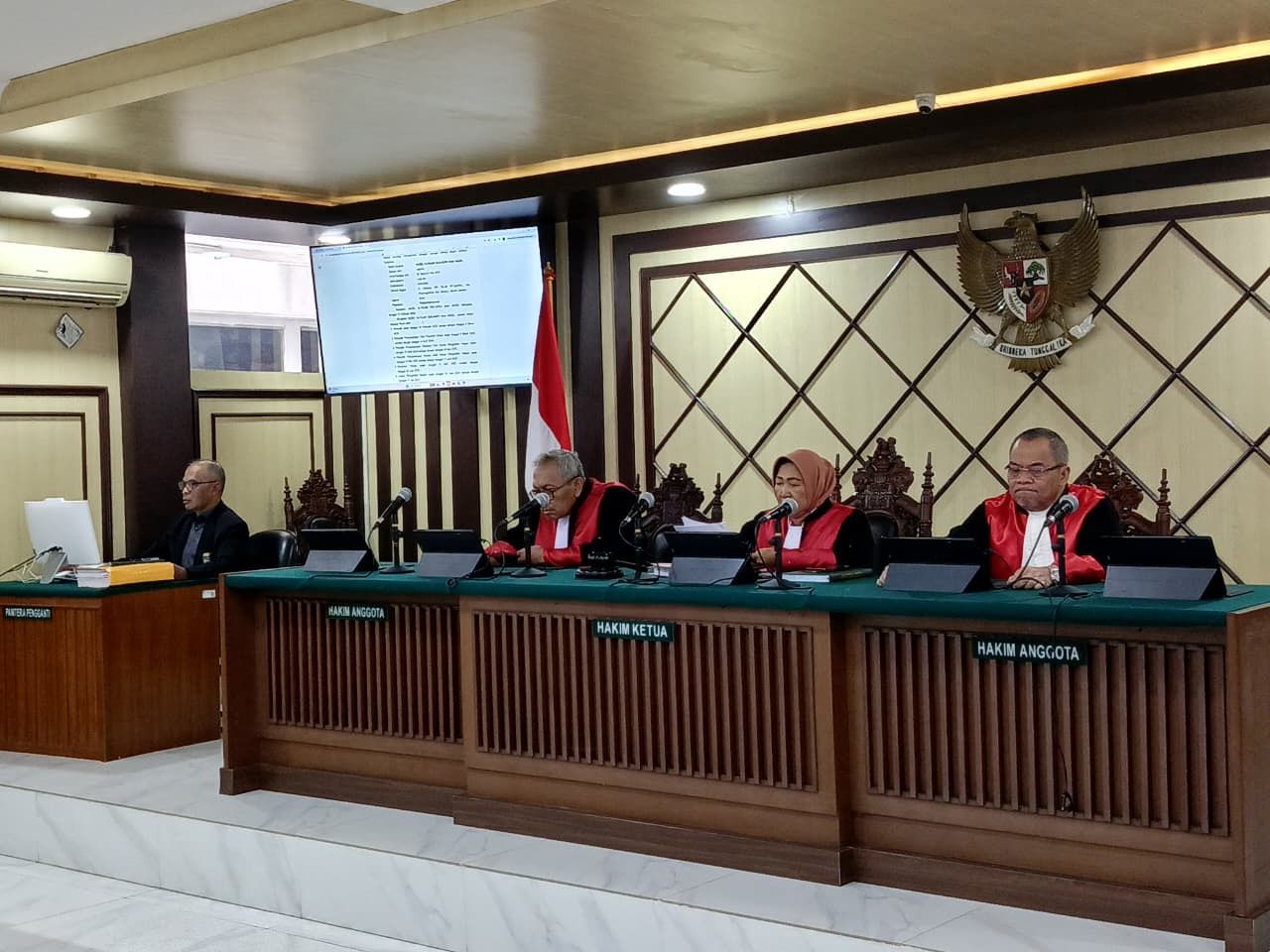 Pengadilan Tinggi Jakarta Perberat Hukuman Vadel Badjideh Jadi 12 Tahun Penjara