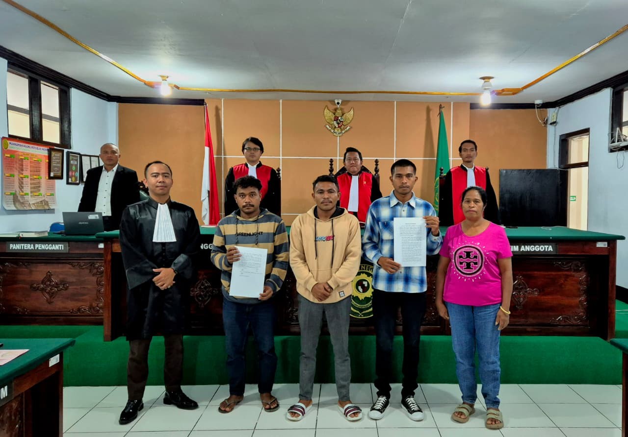 Penjaga Gawang Pukul Rekan Setim, Berujung Damai di PN Ruteng