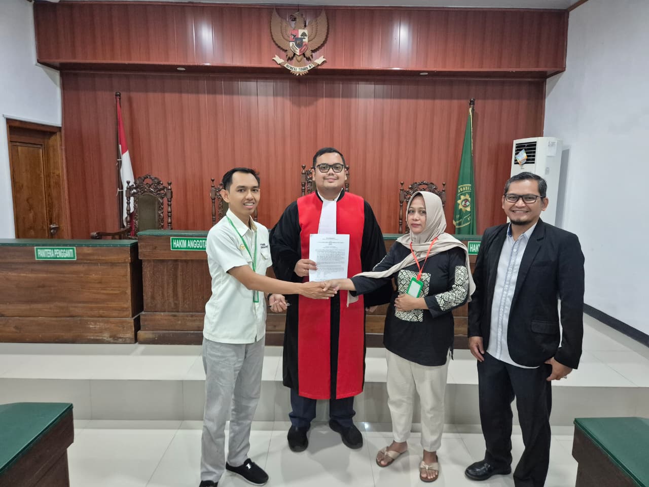 Perdamaian Warnai Gugatan Sederhana Pembiayaan Mobil di PN Ngawi