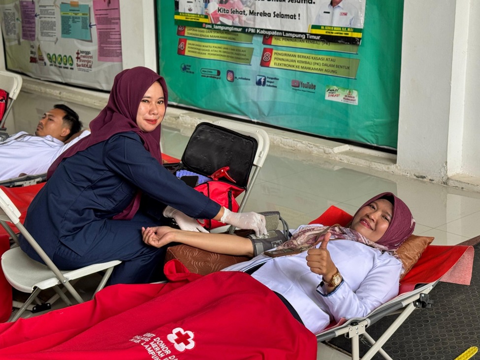 Peringati HUT ke-21, PN Sukadana Gelar Donor Darah Sebagai Wujud Kepedulian