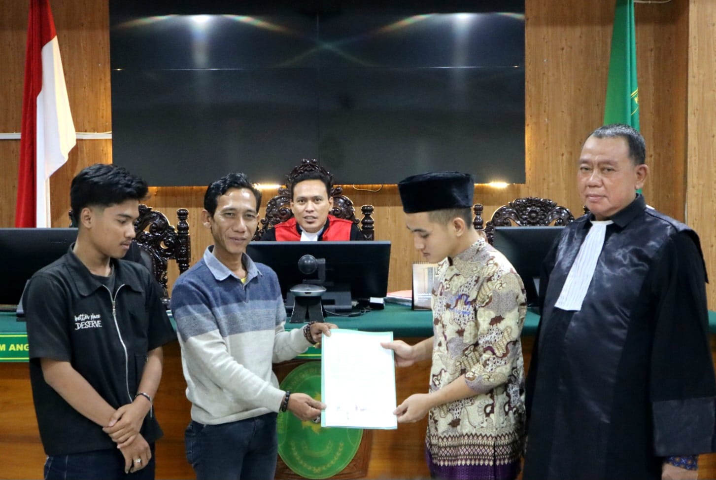 Plea Bargain Diterima, PN Cirebon Alihkan ke Acara Singkat Pemeriksaan Pencurian Ponsel