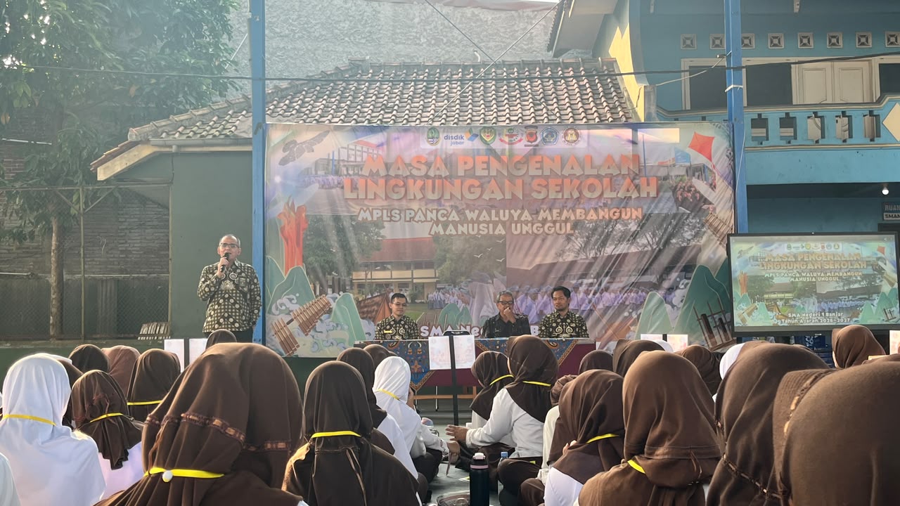 PN Banjar Bekali Materi Antikorupsi kepada 379 Siswa Baru SMAN 1 Banjar