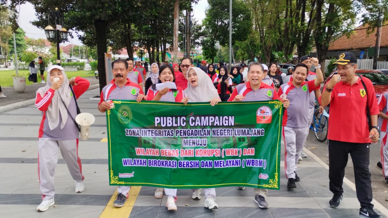 PN Lumajang Ramaikan Alun-alun, Gaungkan Integritas dan Kepedulian Sosial