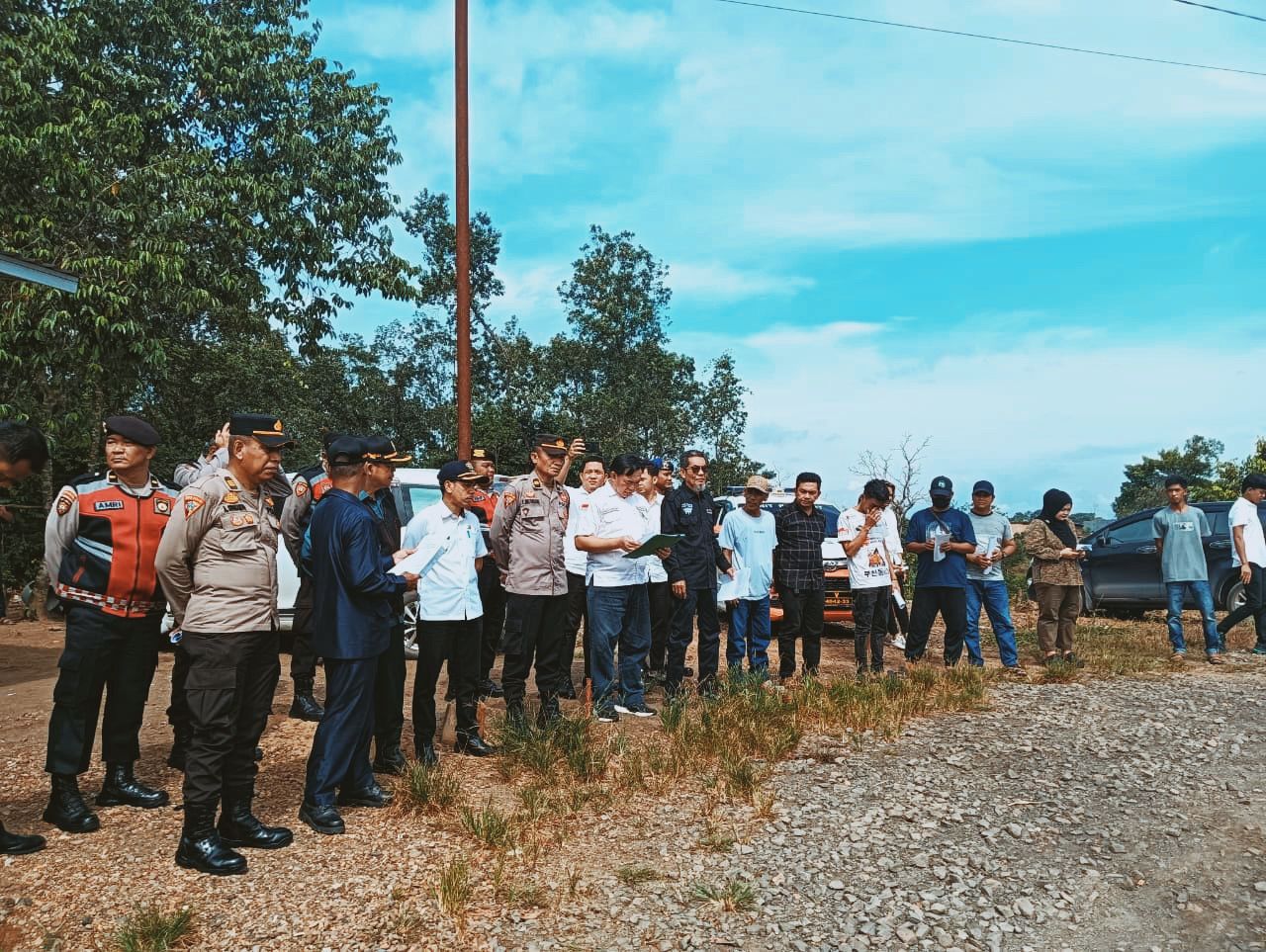 PN Muara Enim Tuntaskan Pelaksanaan Eksekusi Tanah Di Ataran Pelawaran