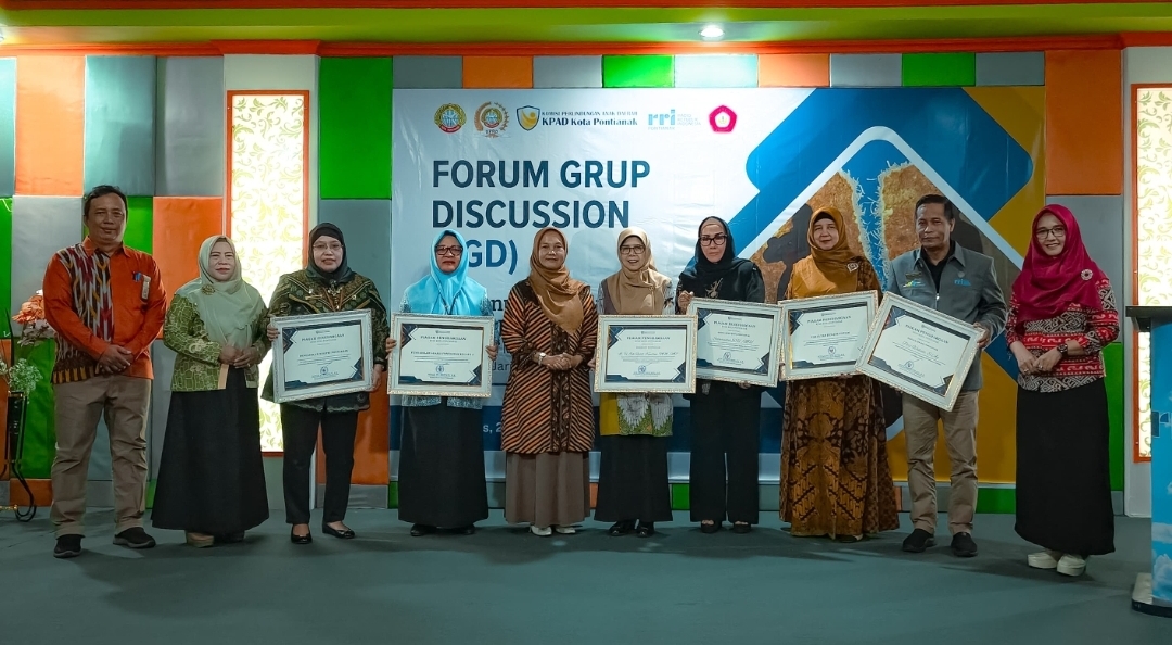 PN Pontianak Terima Penghargaan Komitmen Pemenuhan Hak Anak