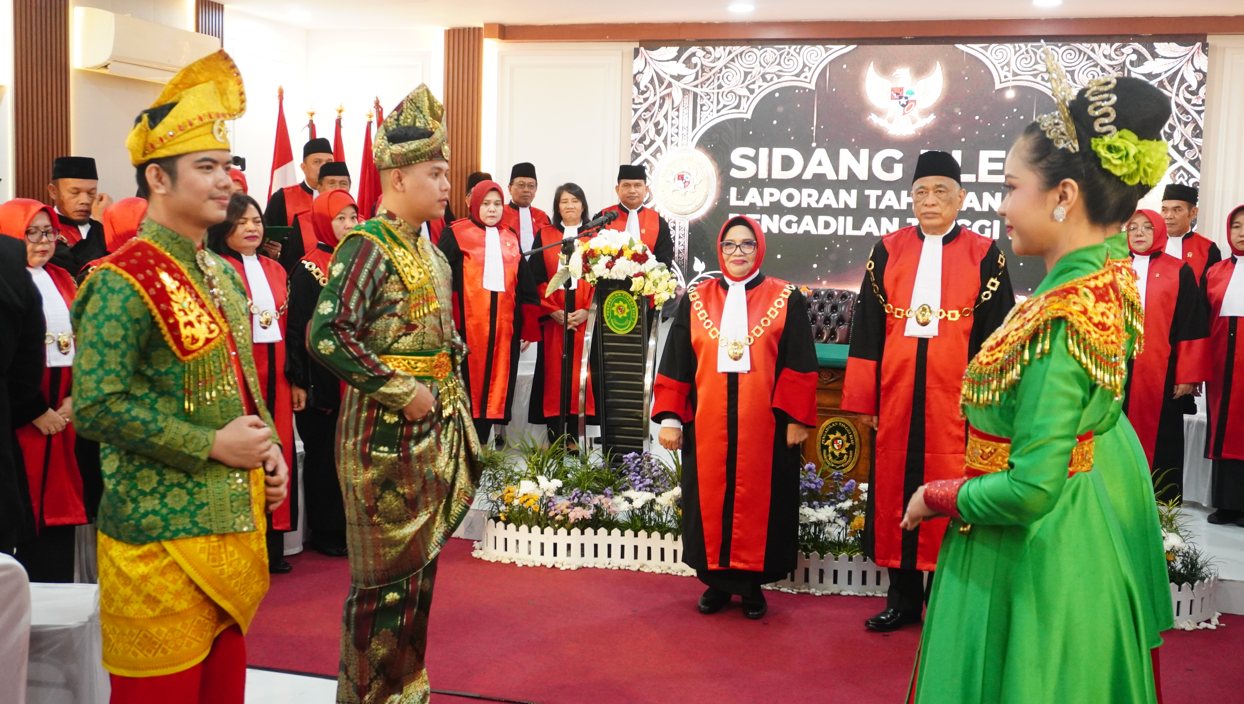 PT Riau Gelar Sidang Pleno Laptah 2025, Tegaskan Pengadilan Berintegritas, Kinerja Berkualitas.