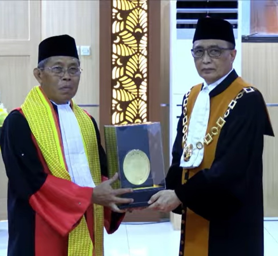 Purnabakti Ketua  PT Banten, Ketua MA: Sosok Teladan bagi Hakim Indonesia