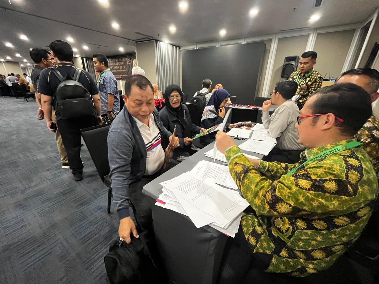 Registrasi para peserta Munas IKAHI (dok.dandapala)