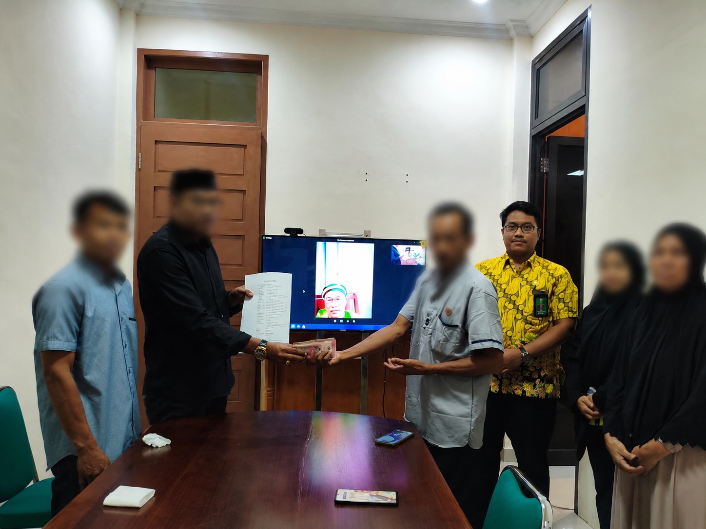 Sengketa Ibu & Anak Berhasil Damai, PN Bulukumba Sulsel Berhasil Satukan Lagi Keluarga