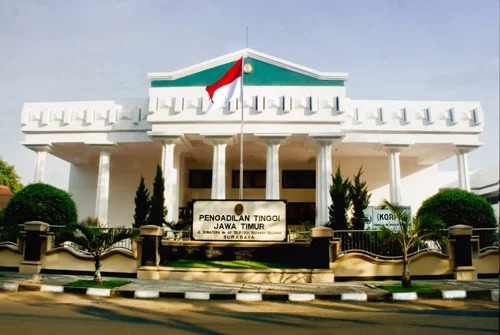 Tempati Rumah Dinas KAI Tanpa Izin, Edwin Divonis 1,5 Tahun Penjara oleh PT Surabaya