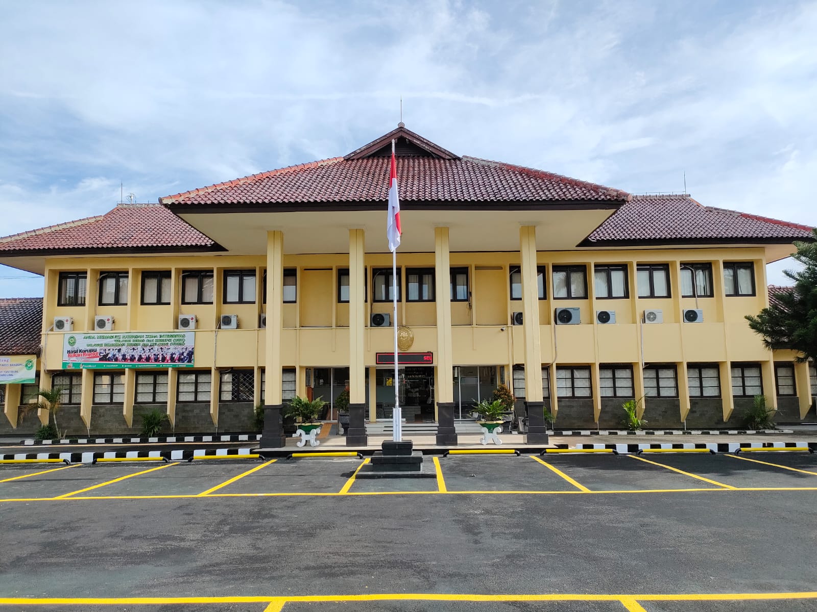 Tok! PN Majalengka Vonis Mati Pelaku Pembunuhan & Persetubuhan Anak di Masjid