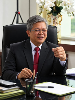 Dr. Hasanudin, S.H., M.H., M.M- Direktur Pembinaan Tenaga Teknis Badilum