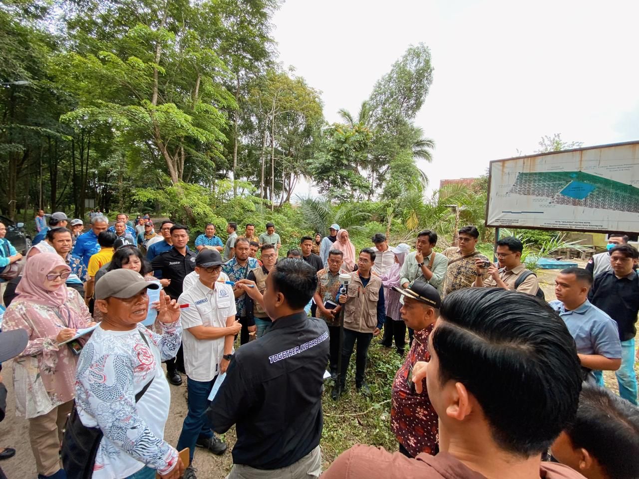 Sengketa Lahan Hutan Kota : PN Kayuagung Laksanakan Pemeriksaan Setempat